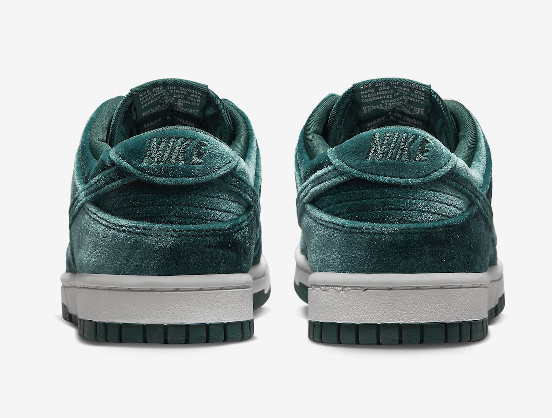 Nike Dunk Low Green Velvet DZ5224-300 Release Date On-Feet