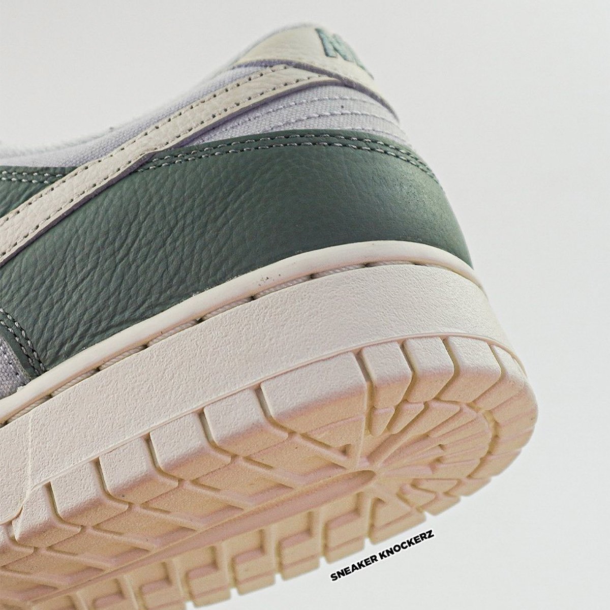 Nike Dunk Low Mica Green DV7212-300 Release Date