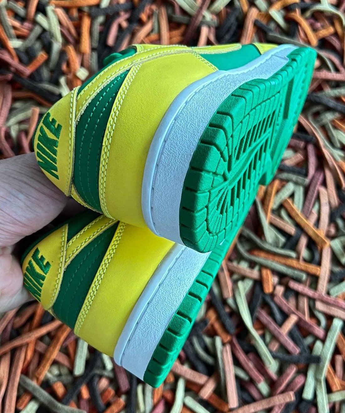 Nike Dunk Low Reverse Brazil DV0833-300 Release Date