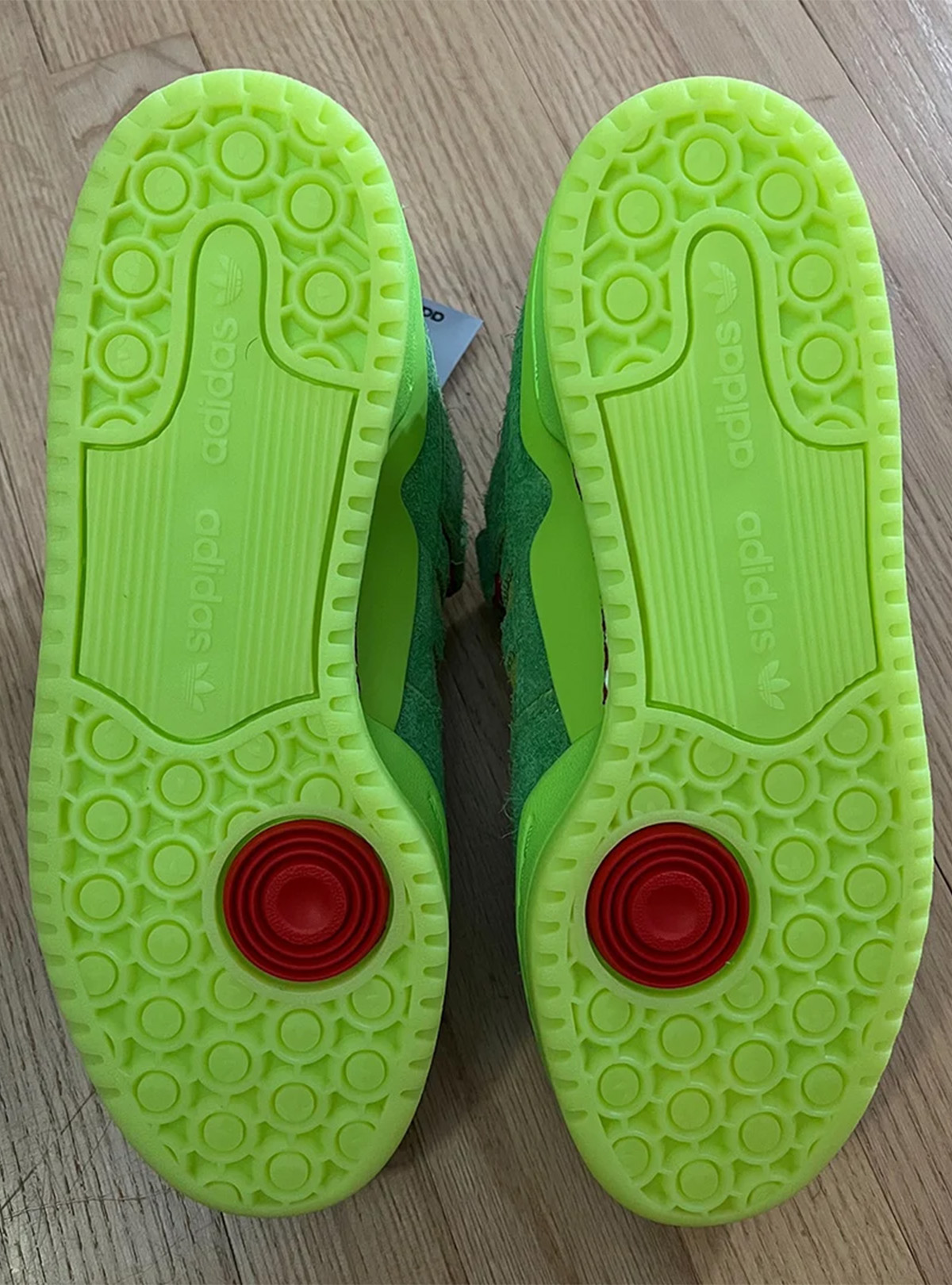 The Grinch adidas Forum Low HP6772 Release Date