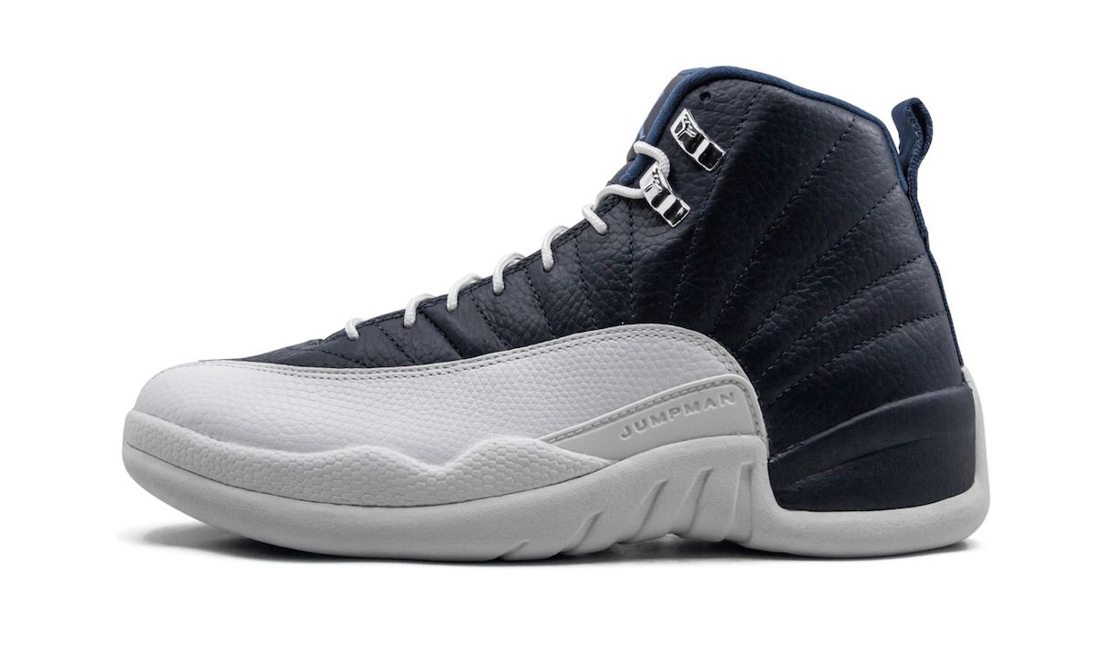 Air Jordan 12 Obsidian Lateral