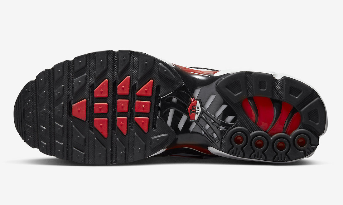 Nike Air Max Plus Black University Red White DM0032-004 Release Date