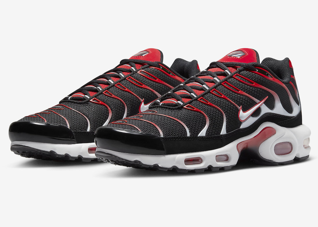 Nike Air Max Plus Black University Red White DM0032-004 Release Date