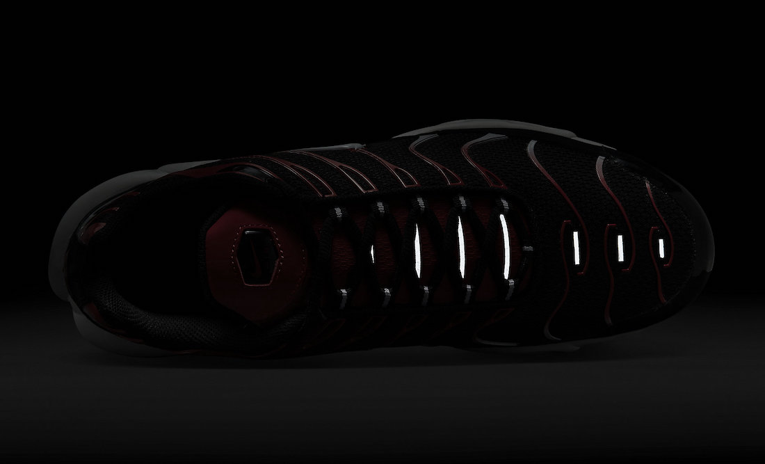 Nike Air Max Plus Black University Red White DM0032-004 Release Date