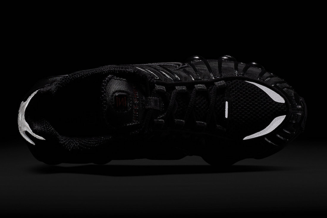 Nike Shox TL Black Metallic Hematite AR3566-002 Release Date