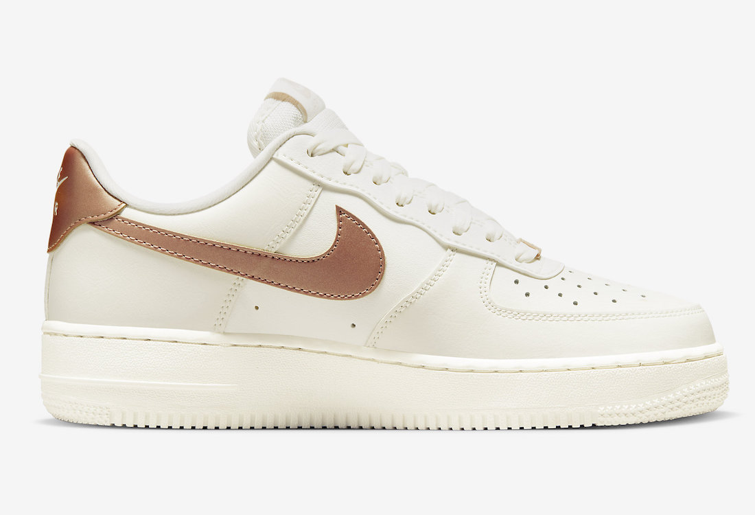Nike Air Force 1 Low WMNS Metallic Red Bronze DD8959-109 Release Date