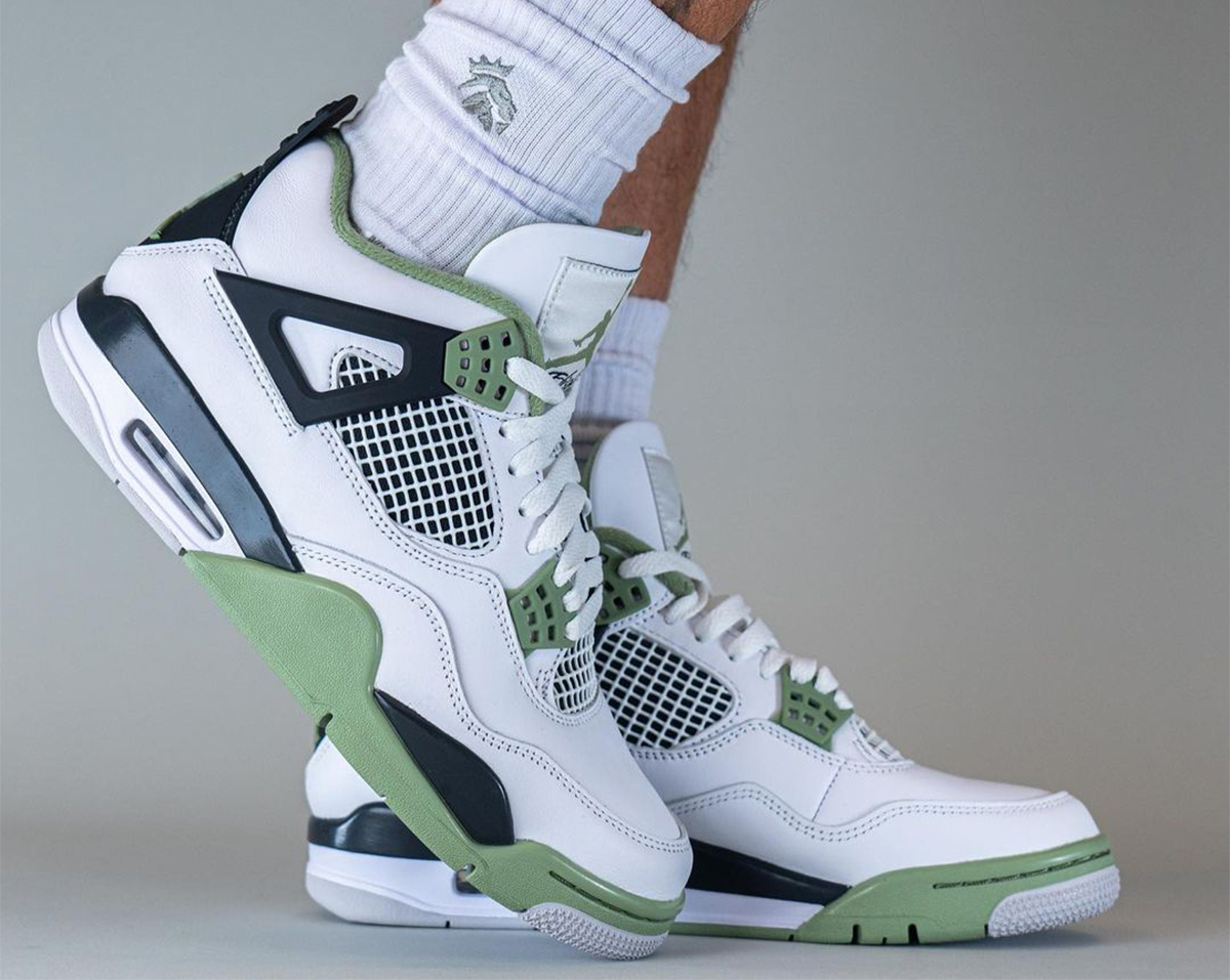 Air Jordan 4 Seafoam AQ9129-103 Release Date On-Feet