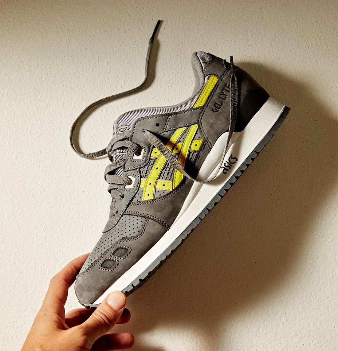 Kith ASICS Gel Lyte III Remastered Super Yellow