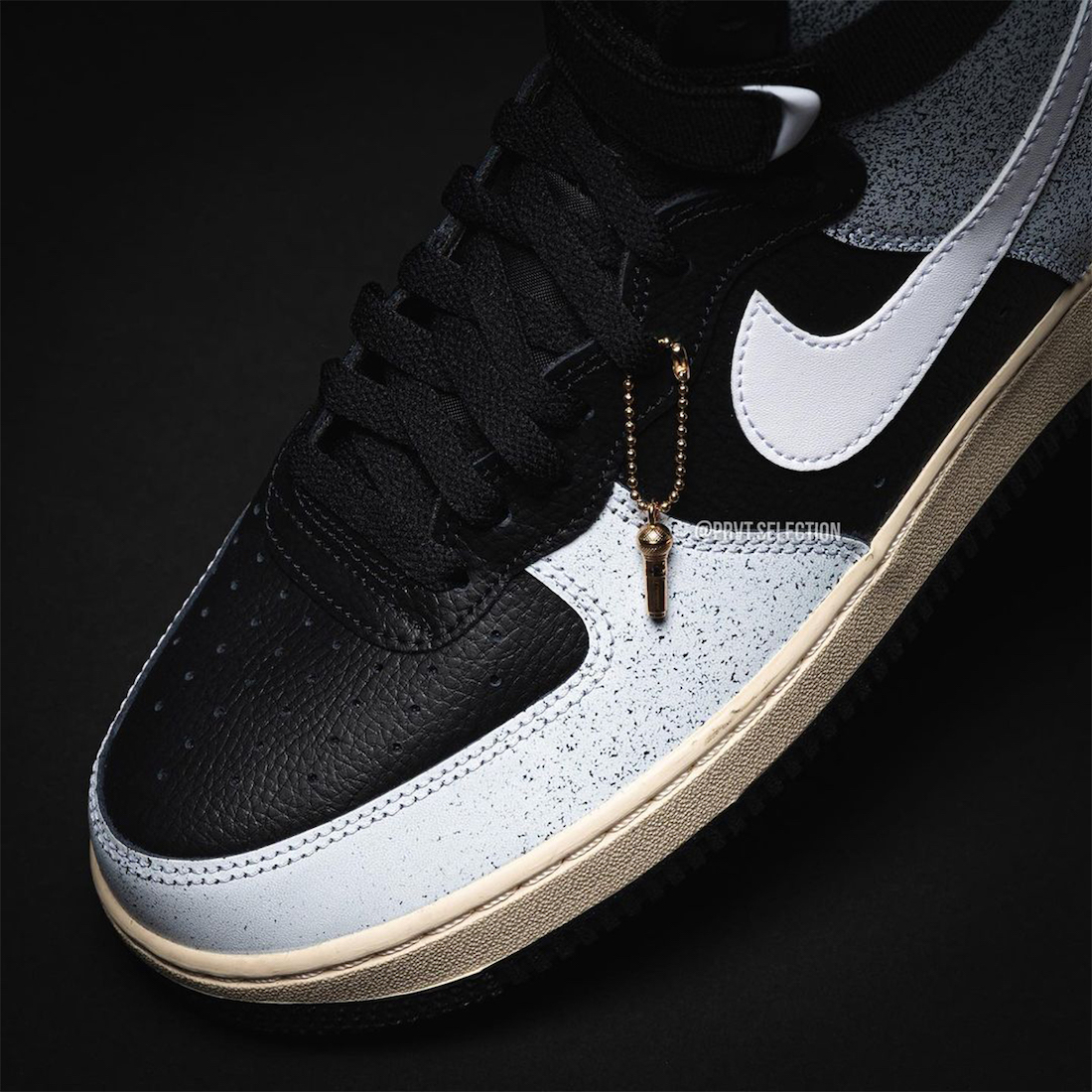 Nike Air Force 1 High Classics FB2049-001