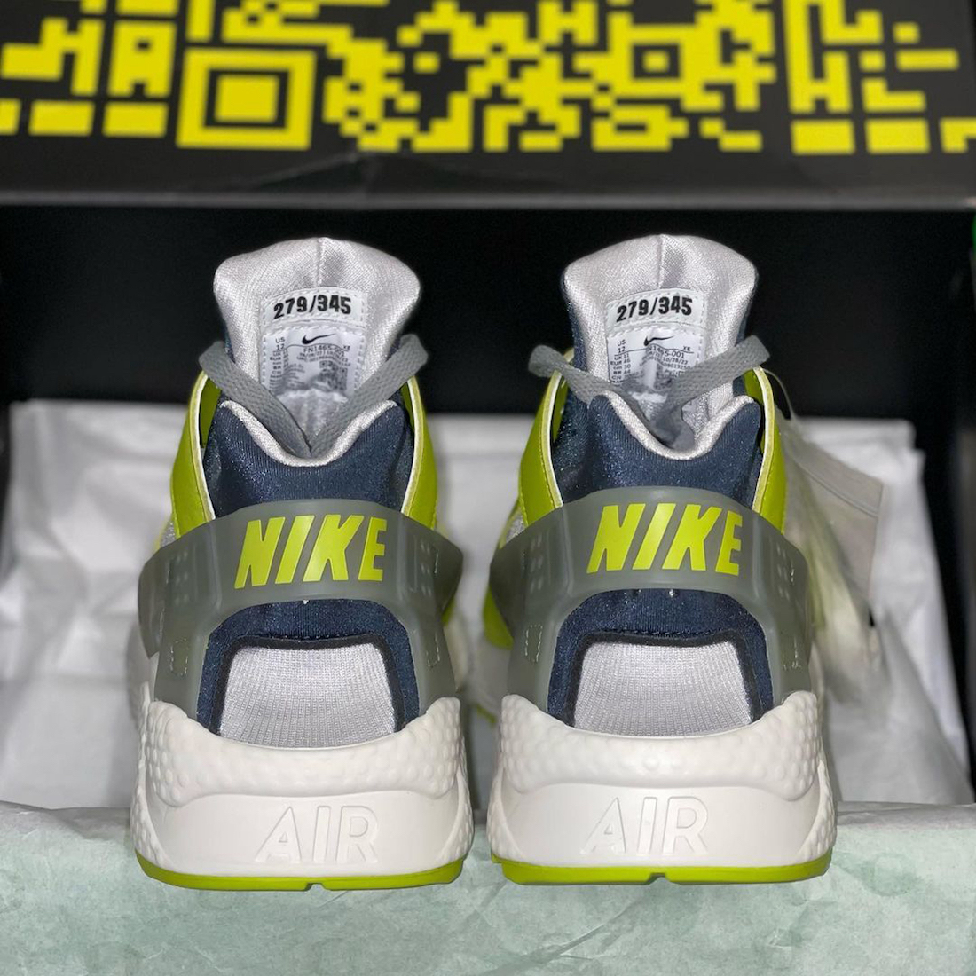 Nike Air Huarache Oregon Ducks FN1485-001