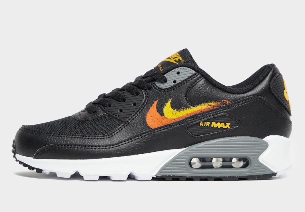 耐克发布另一款带有喷漆图案的Air Max 90腕表