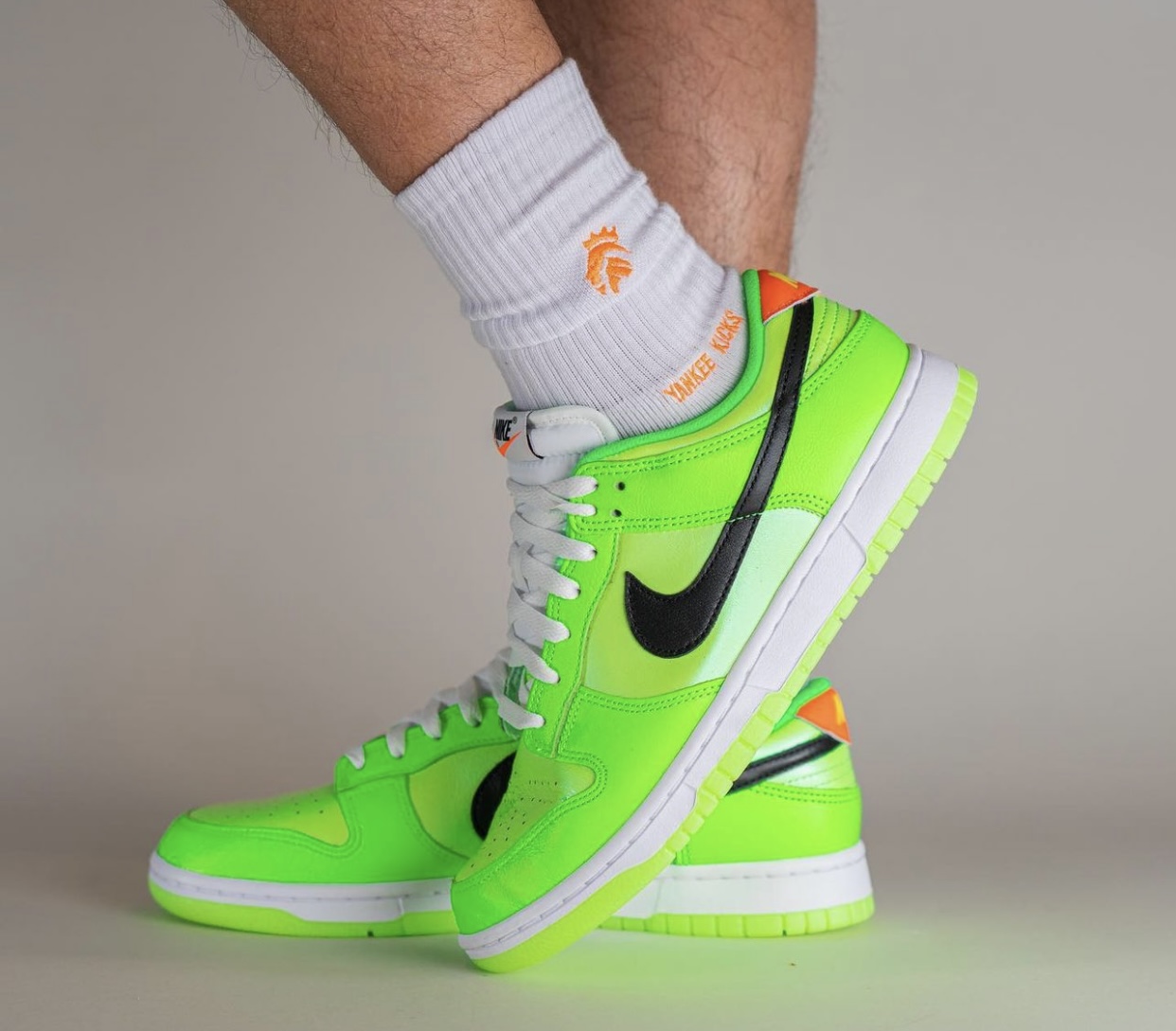 Nike Dunk Low Glow in the Dark FJ4610-702 Release Date