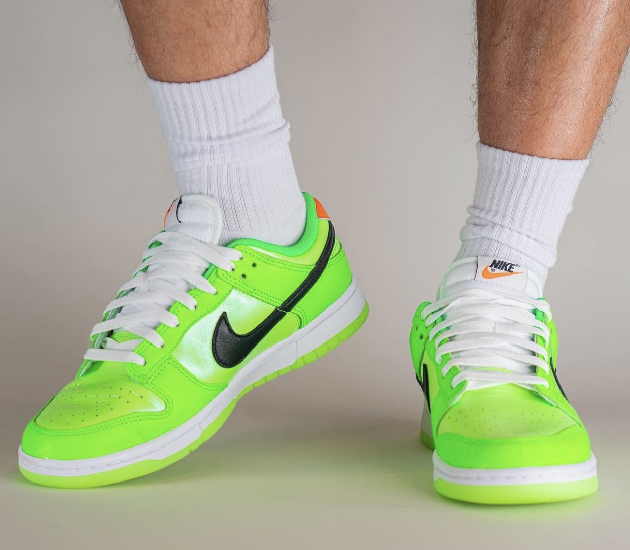 Nike Dunk Low Glow in the Dark FJ4610-702 Release Date