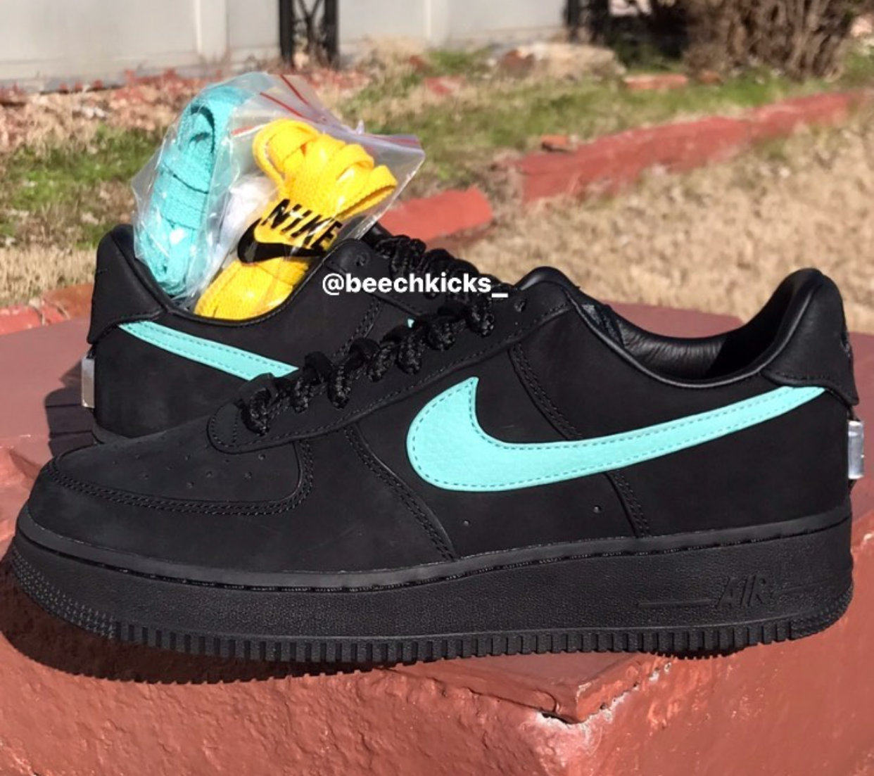 Tiffany Nike Air Force 1 Low DZ1382-001 Release Date