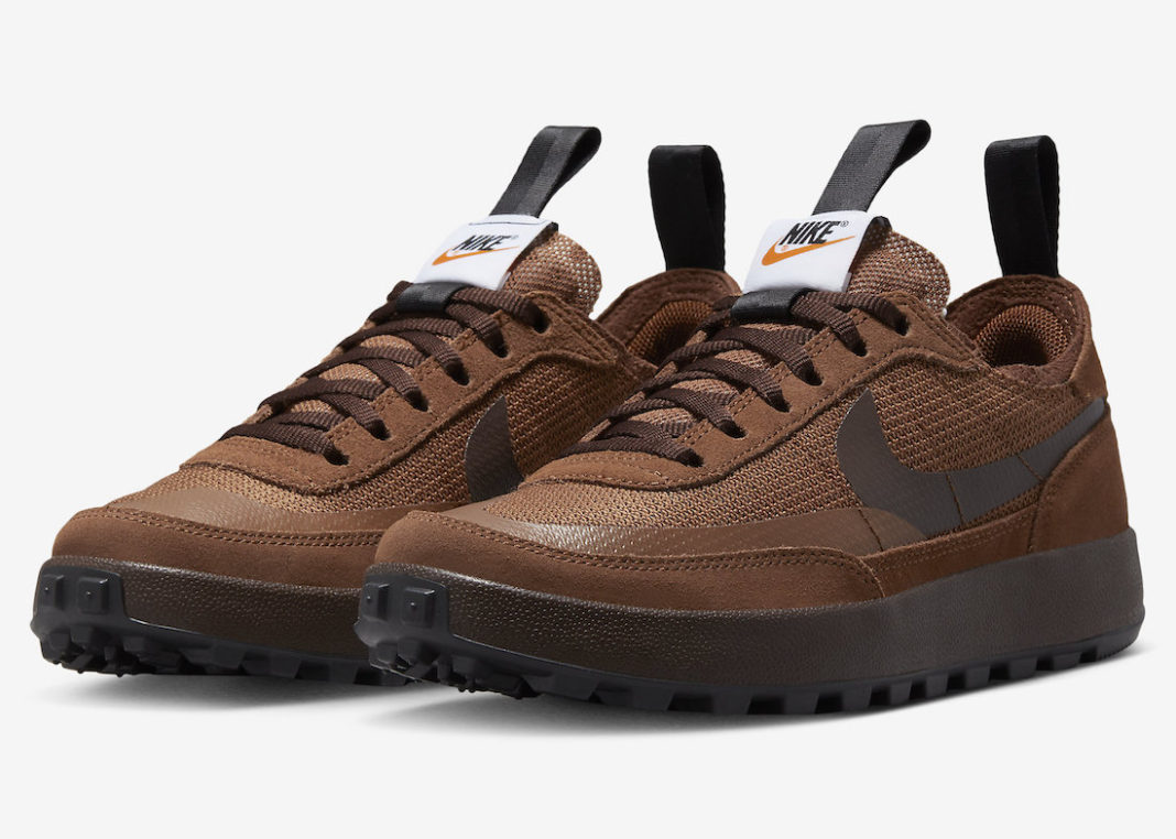 哪里可以买到Tom Sachs x NikeCraft的 “棕色 “通用鞋？