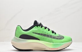 耐克 Nike Zoom Fly 5 超弹 透气 轻盈跑步鞋 DZ4783-304