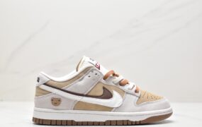 Nike SB Dunk Low SE”85 Double Swoosh/Grey/Brown Bear”耐克 扣篮系列低帮休闲运动滑板板鞋“麂皮浅棕双钩小熊”DO9457-100