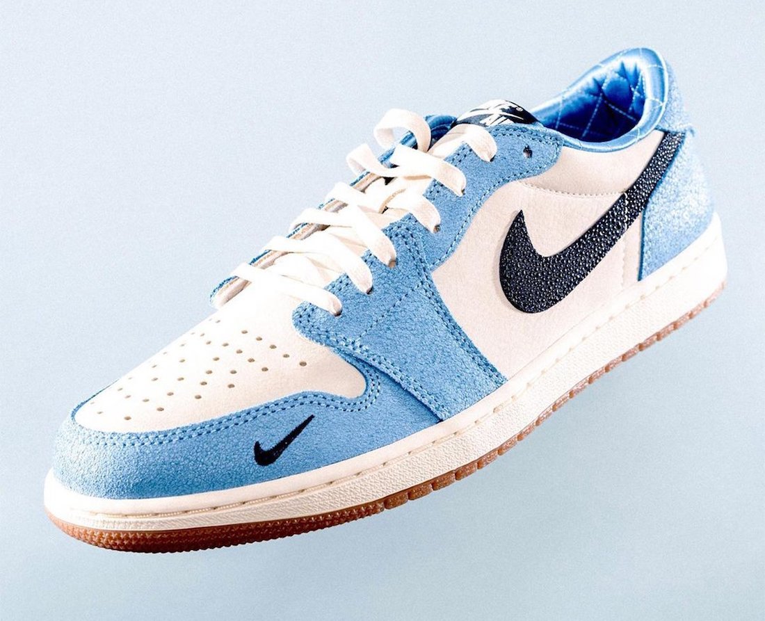 Air Jordan 1 Low OG UNC PE