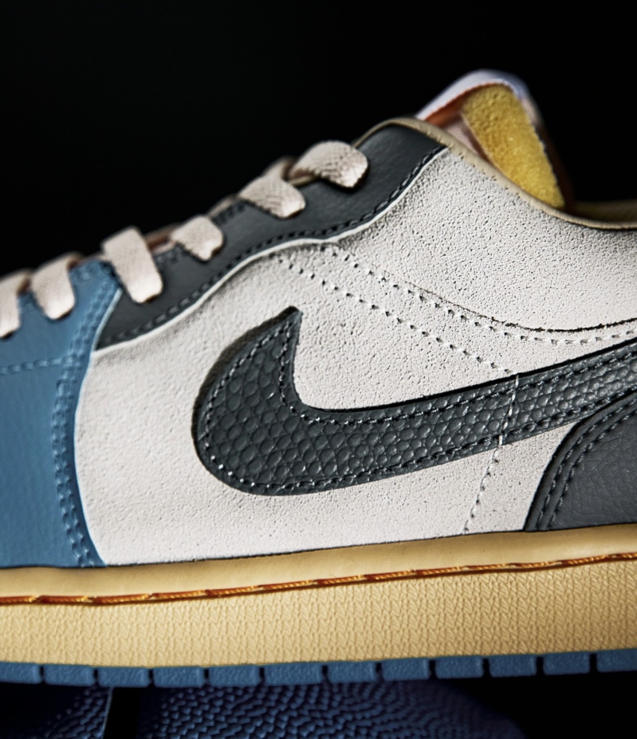 Air Jordan 1 Low SE Tokyo Vintage DZ5376-469 Release Date