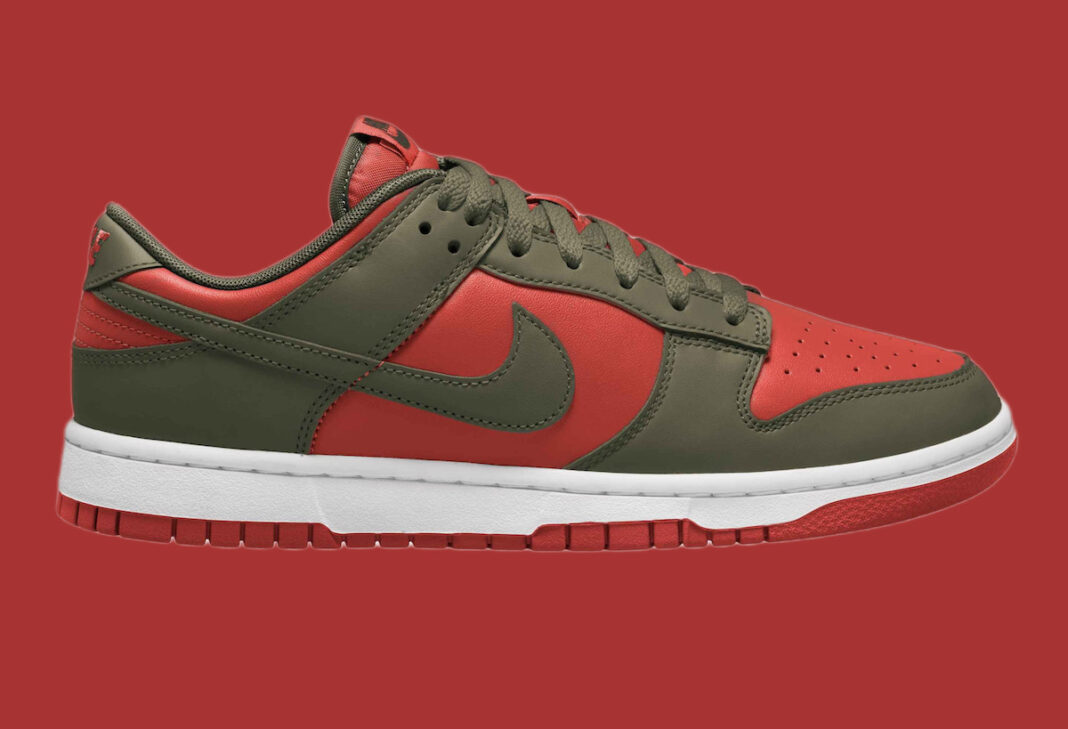 初见：Nike Dunk Low “Mystic Red”