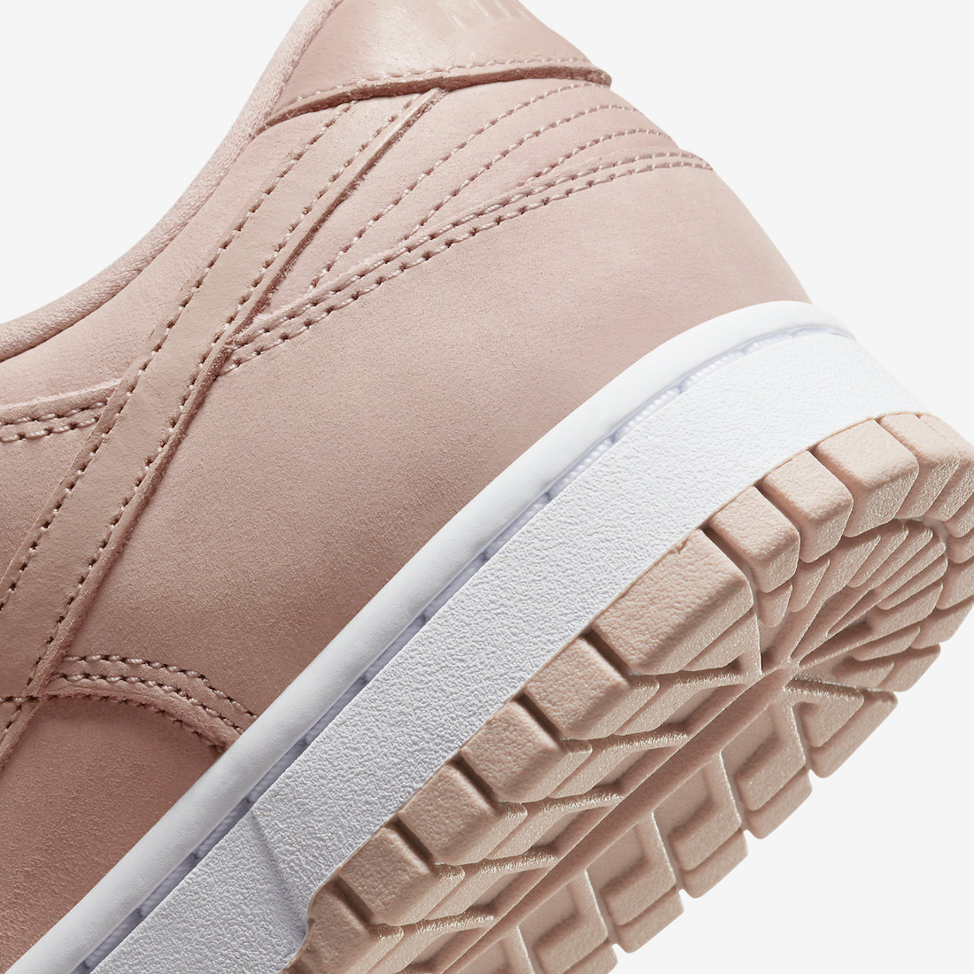 Nike Dunk Low PRM DV7415-600 Nike Dunk Low PRM DV7415-600