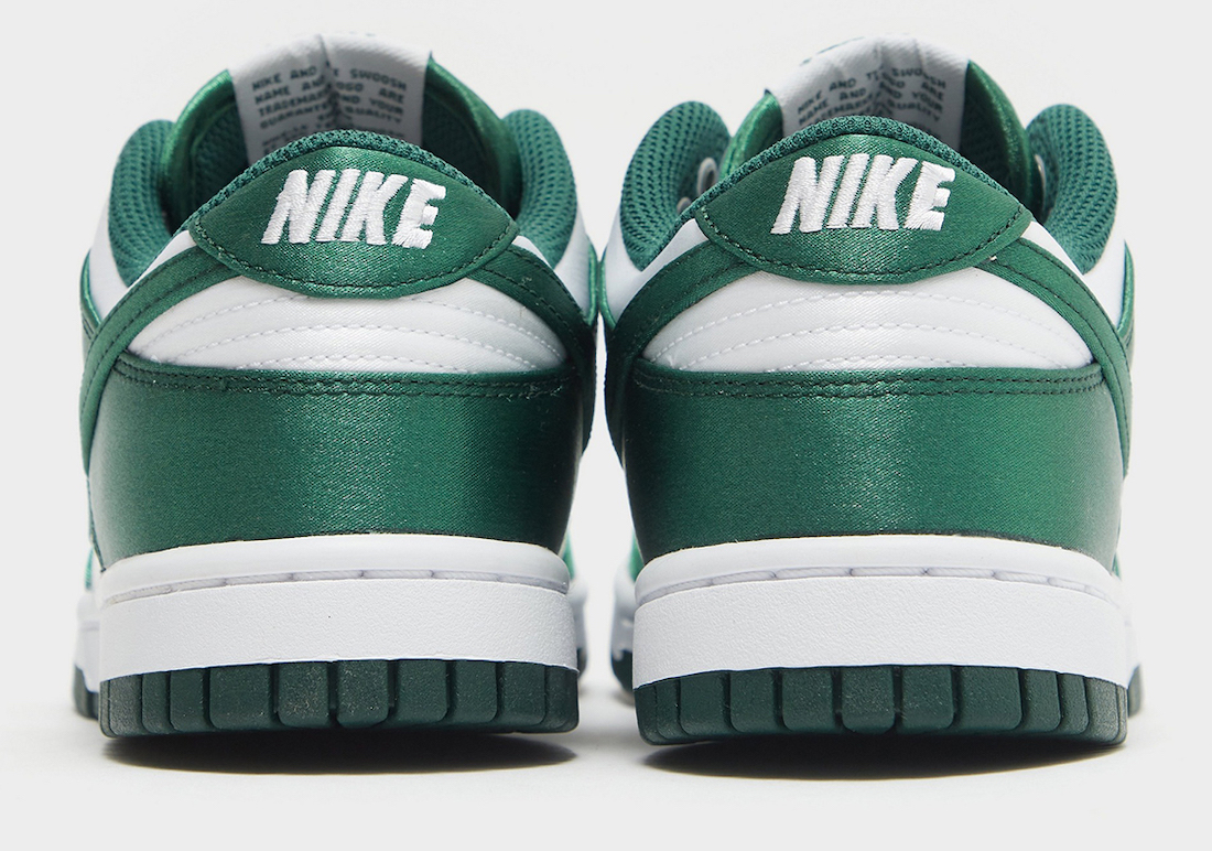 Nike Dunk Low Satin Green