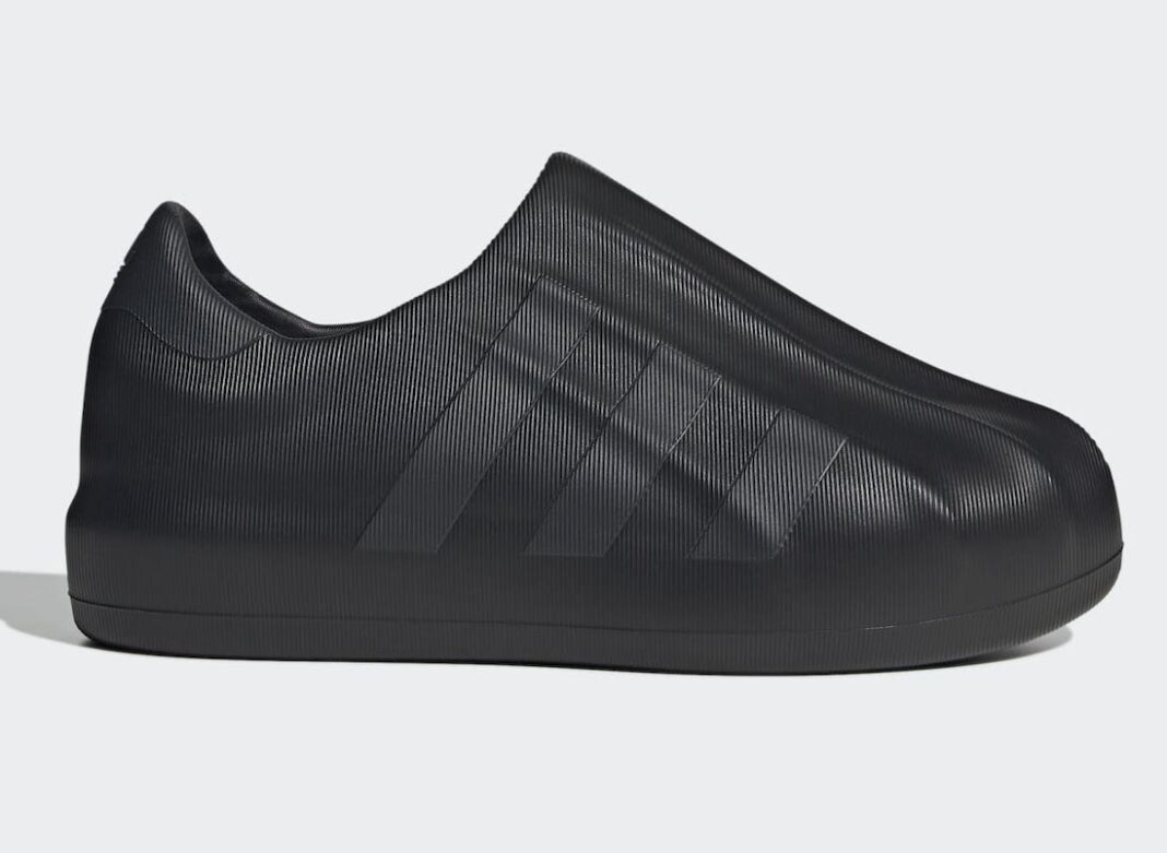 adidas adiFOM Superstar “Triple Black “3月3日正式发布