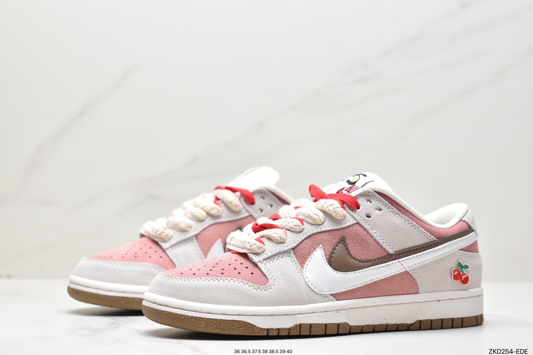 运动鞋, 耐克, 板鞋, 休闲鞋, Zoom Air, Zoom, Swoosh, SB Dunk Low, Nike SB Dunk Low, Nike SB Dunk, Nike SB, Nike Dunk Low, Nike Dunk, NIKE, Dunk Low, Dunk, DO9457-123 - 耐克 Nike SB Dunk Low SE"85 Double Swoosh/Grey/Brown Bear"扣篮系列低帮休闲运动滑板板鞋 DO9457-123