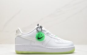 耐克 Nike Air Force 1 Low “Have A Nike Day” 笑脸 夜光 空军一号 低帮 休闲板鞋  CT3228-100