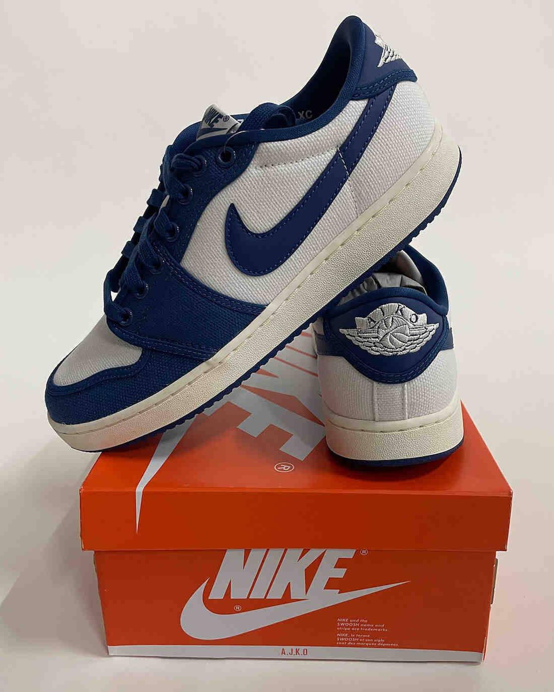 Air Jordan 1 KO Low White Dark Royal Blue DX4981-103