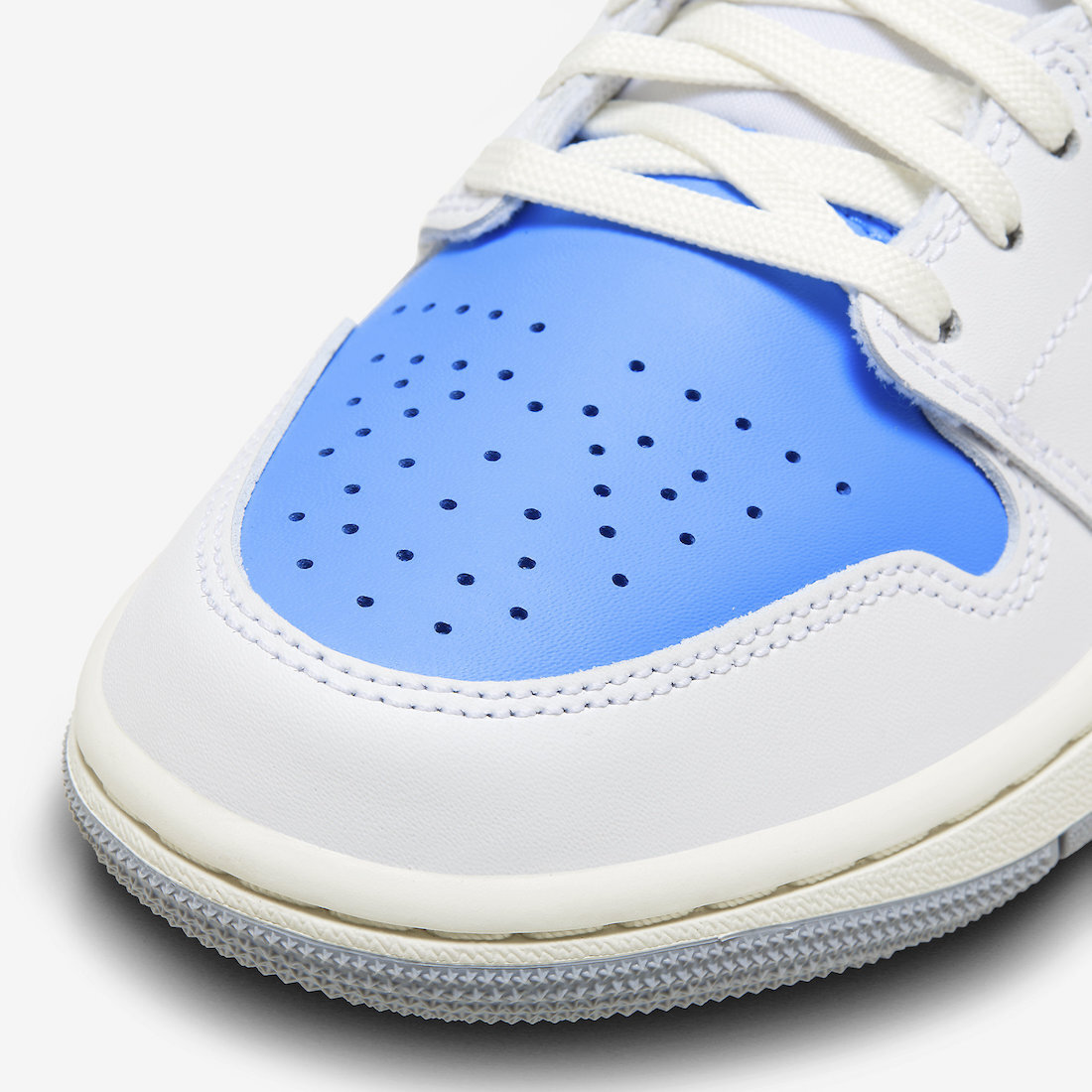 Air Jordan 1 Low Born To Fly University Blue Release Date