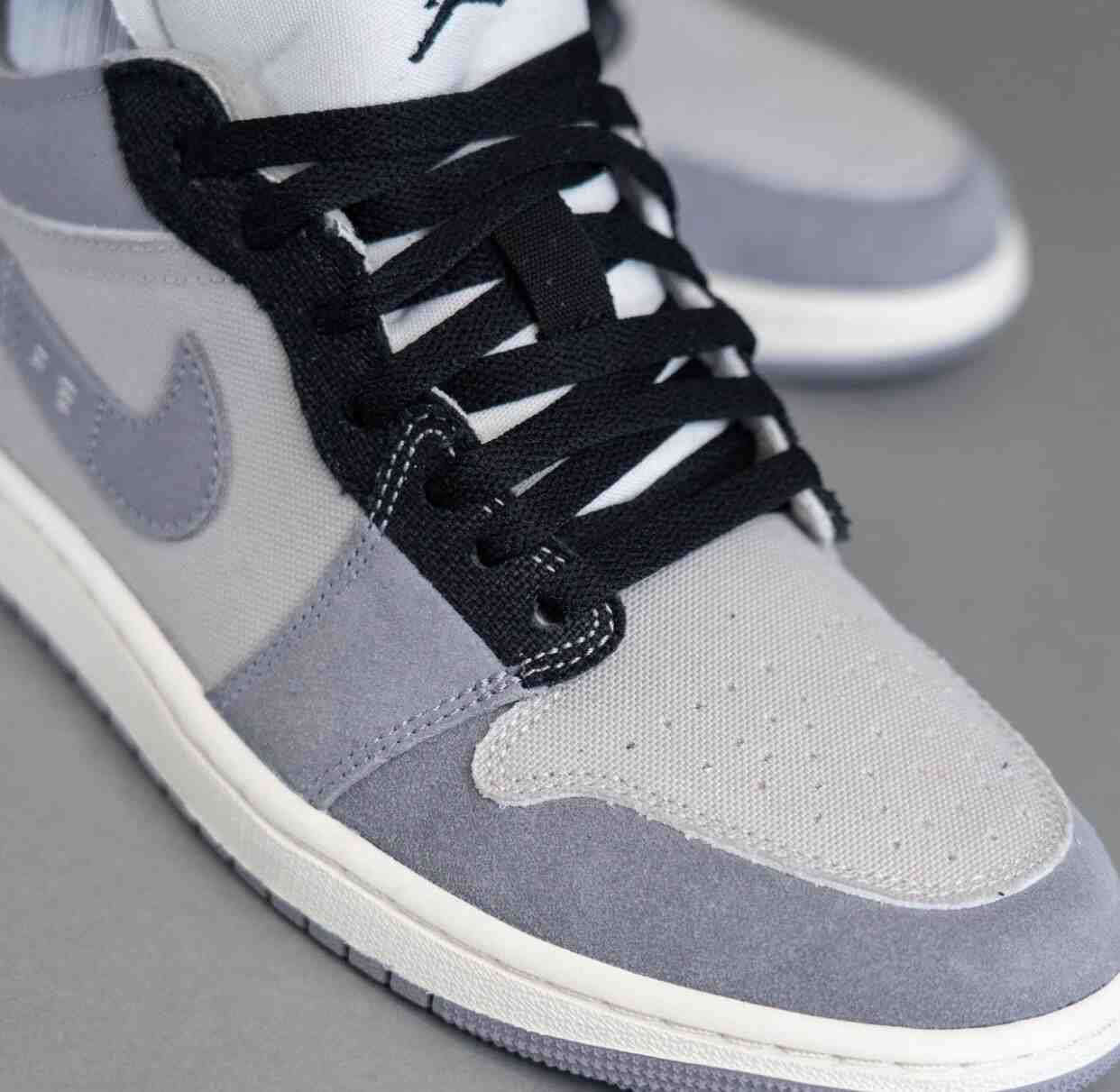 Air Jordan 1 Low Craft Cement Grey DZ4135-002