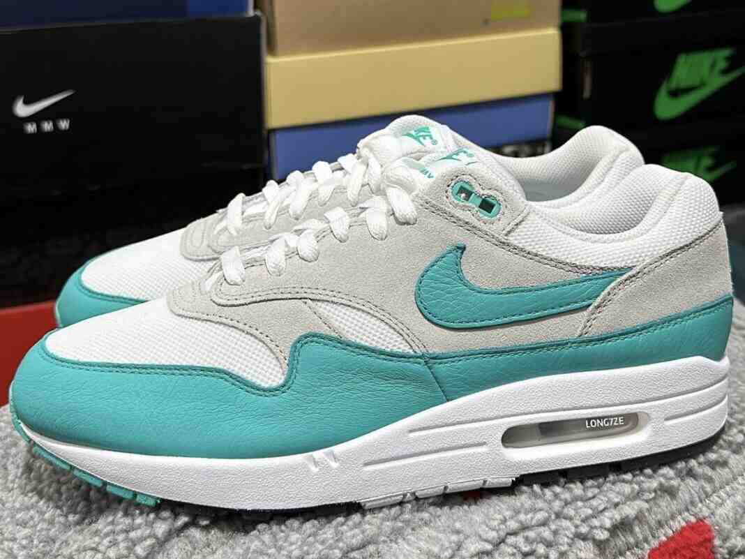 2023年夏季的Nike Air Max 1 “Clear Jade”。