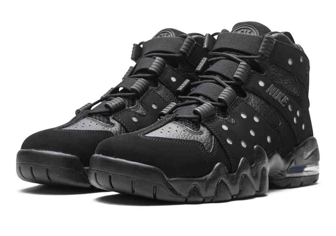 查尔斯-巴克利的Nike Air Max CB 94 “Triple Black” 2023年假日回归