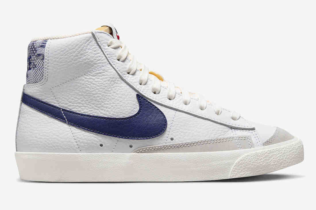 Nike Blazer Mid 77 Washed Denim FN6877-100