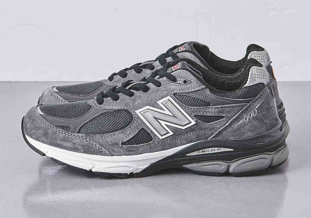 联谊会发布自己的New Balance 990v3