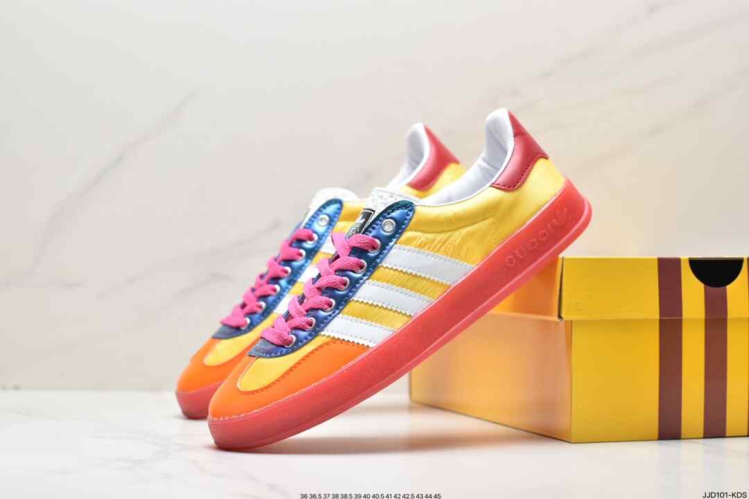 运动鞋, 联名, 板鞋, 休闲板鞋, Originals, Original, Gucci, Adidas originals x Gucci Gazelle, adidas Originals, Adidas - 阿迪达斯 Adidas originals x Gucci Gazelle 联名经典 防滑轻便 低帮 休闲板鞋 女款