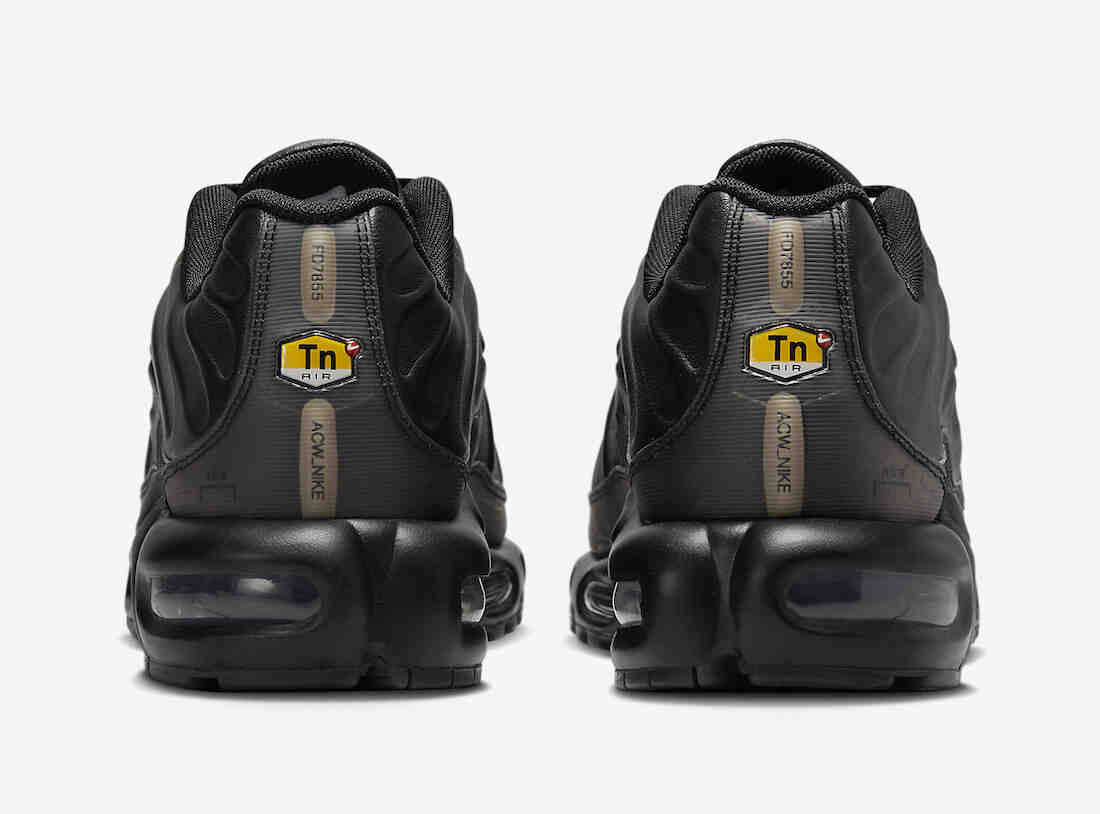 A-COLD-WALL Nike Air Max Plus Black FD7855-001