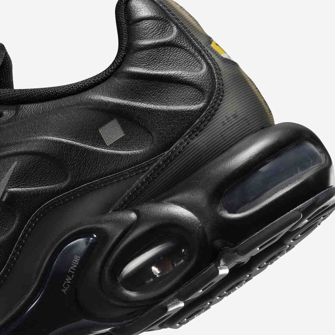 A-COLD-WALL Nike Air Max Plus Black FD7855-001