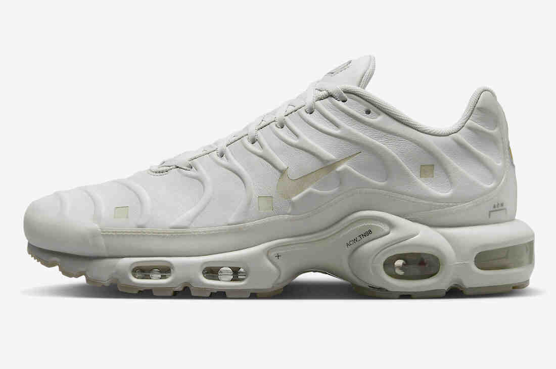 A-COLD-WALL Nike Air Max Plus Platinum Tint FD7855-002