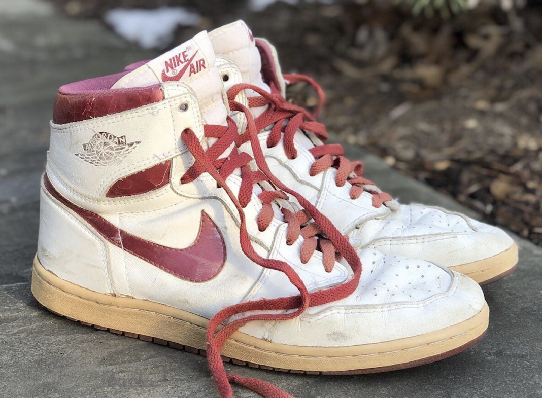 Air Jordan 1 High 85 “Metallic Burgundy” 将于2024年回归