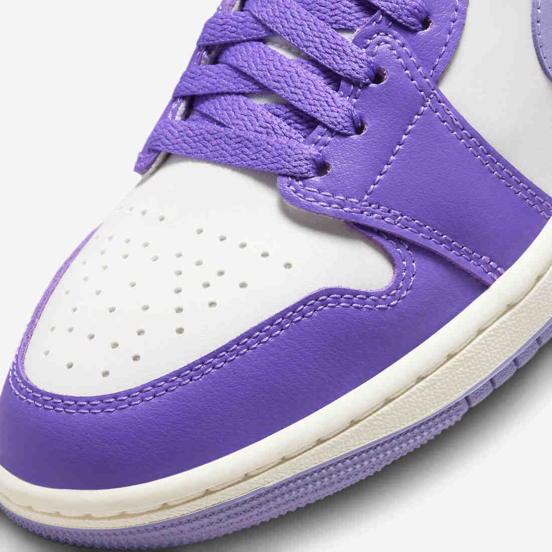 Air Jordan 1 Mid Action Grape BQ6472-504