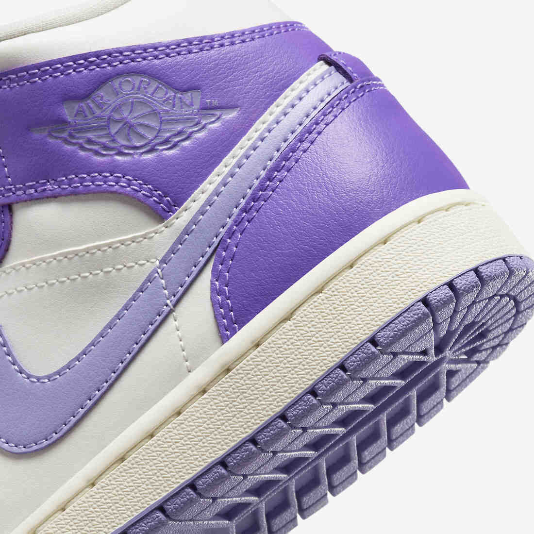 Air Jordan 1 Mid Action Grape BQ6472-504