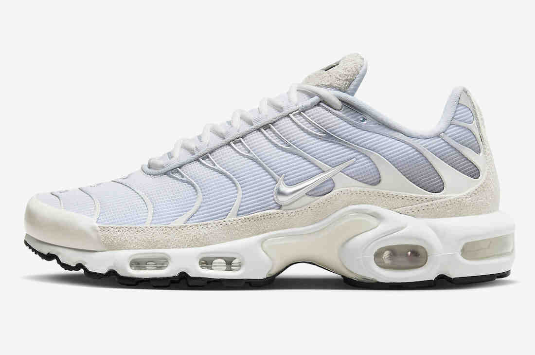 Nike Air Max Plus Pure Platinum FN7813-001