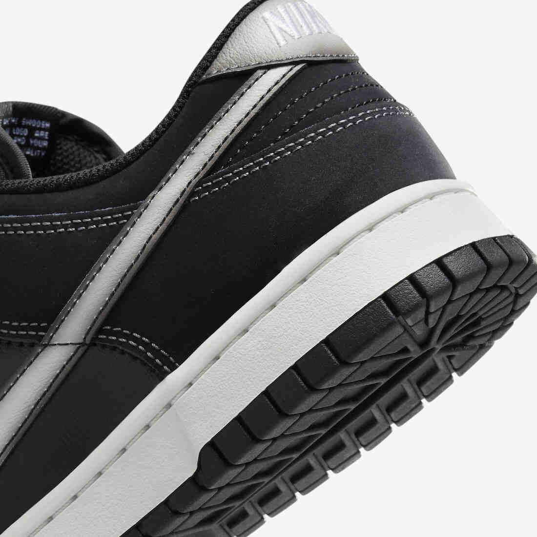 Nike Dunk Low Black White Airbrush FD6923-001