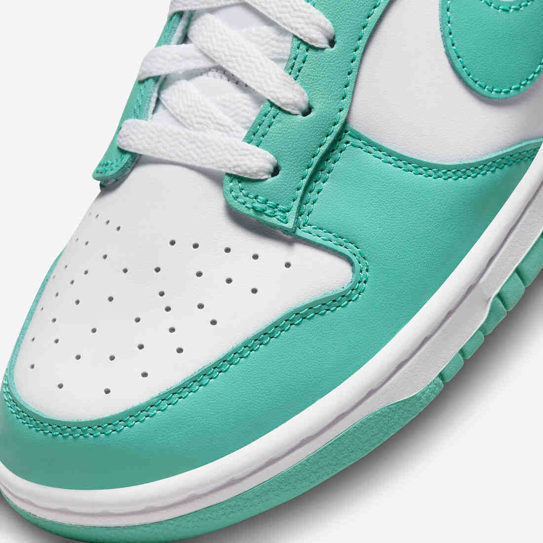 Nike Dunk Low Clear Jade DV0833-101