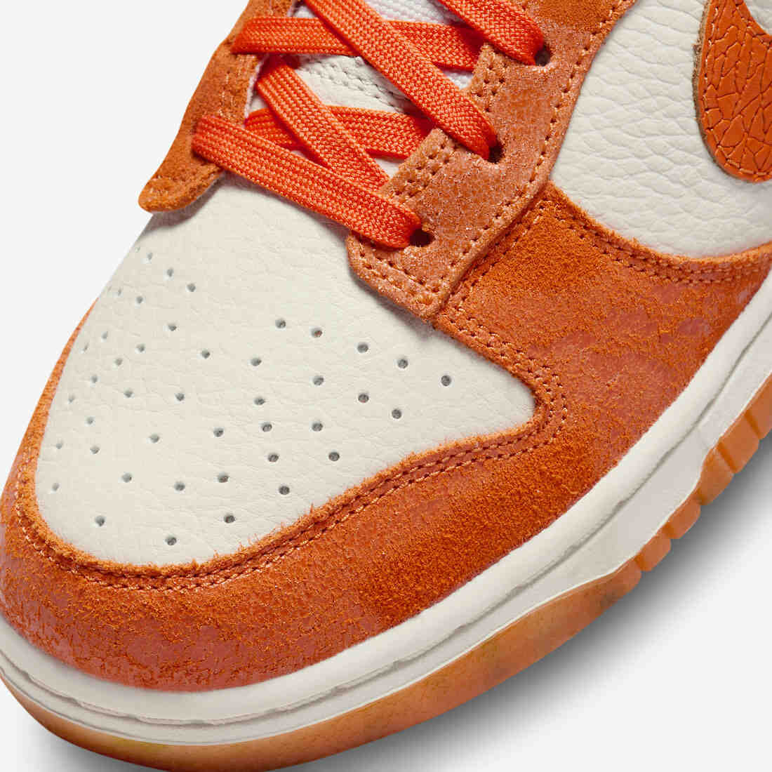 Nike Dunk Low Cracked Orange FN7773-001