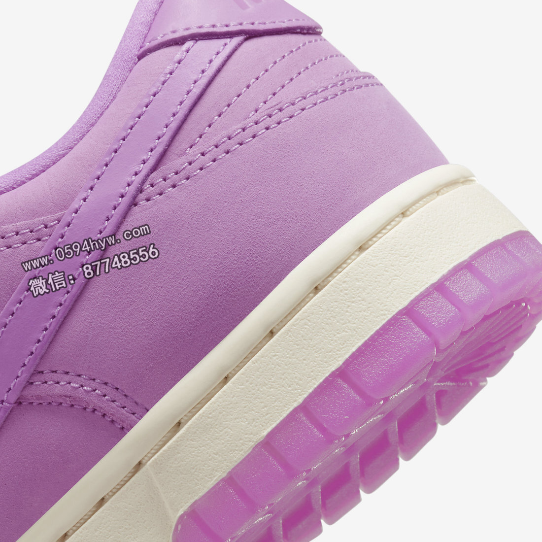 Nike-Dunk-Low-Pink-DV7415-500-7-1