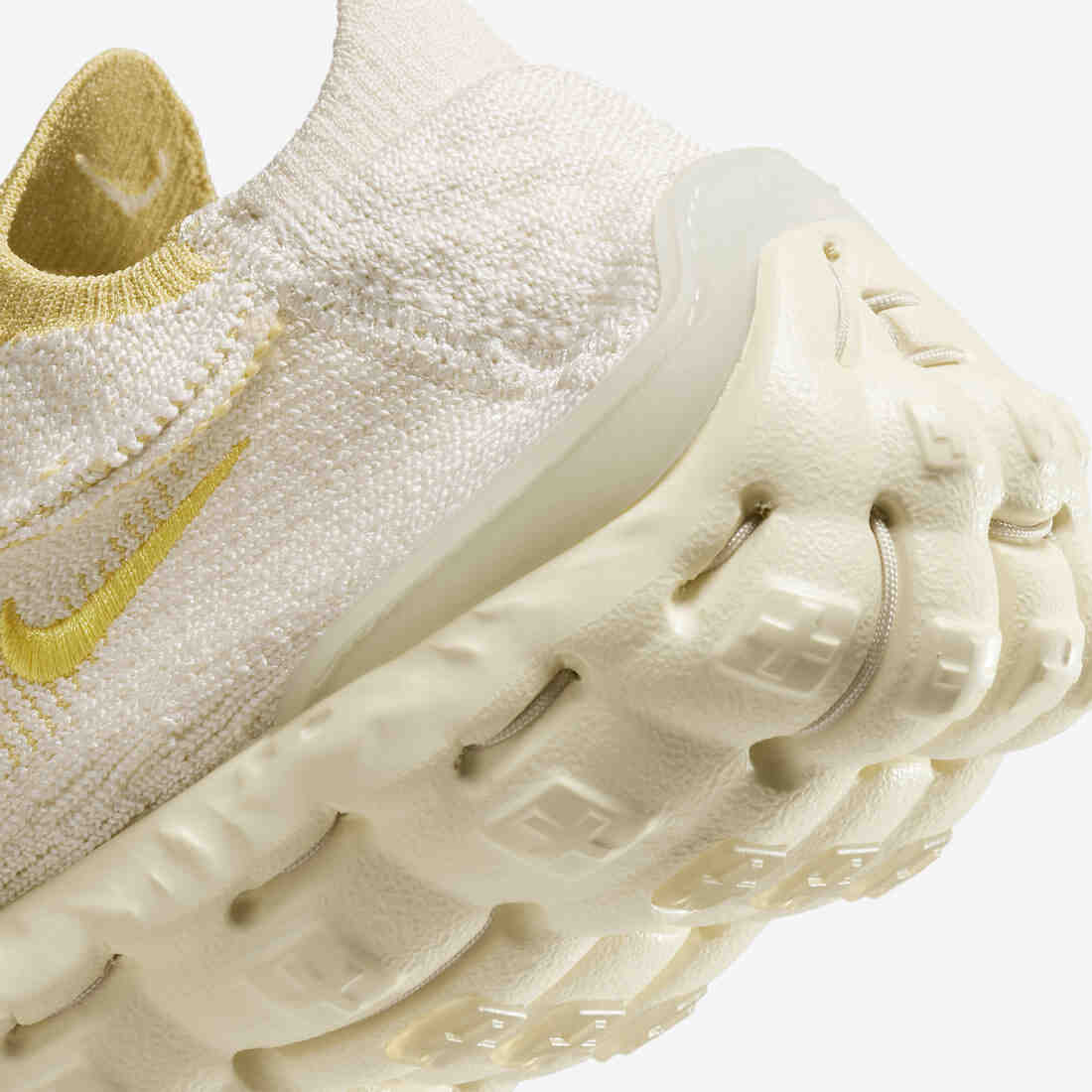 Nike ISPA MindBody Light Cream DH7546-200