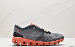 ON 昂跑 CloudX WHTE BLACK 克劳德X系列  舒适多功能 低帮轻量 休闲运动鞋